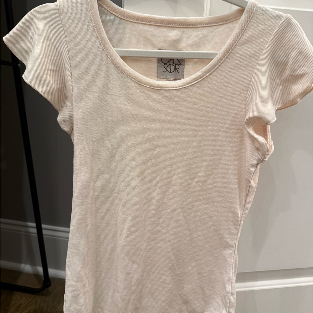 SO Scoop Neck Short Sleeve Tee in Light Pink